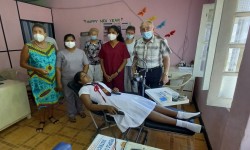 Ein dringend benötigter neuer Zahnarztstuhl konnte der Klinik Aluthgama übergeben werden. 
